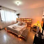 Casa Purple Hostel