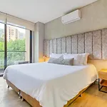 Prosperity Experience Class Suites El Poblado 2Br Wifi
