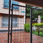 Casa Comoda, Cerca Parque Acuatico En Medellin