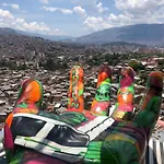 Excelente, moderno, amoblado y bien ubicado apartamento en Laureles, Medellín
