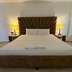 Hotel Opera, Centro Medellin, Entertainment,Y Bar, Solo Adultos