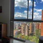 Cozy Apartment Poblado Tesoro Area