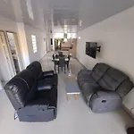 Casa Central En La Floresta!