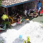 Yolo Hostel Medellin