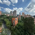 Comodo Apto Poblado 2 Habitaciones