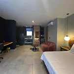Hotel Zelva Negra