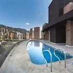 Class De Suites De Lujo El Poblado. Excelente Ubicacion