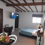 Vip Apartasuites Rosales