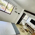 Couples Retreat In Laureles Estadio Private Studio, 1Br 1Bath Kit