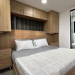 Apartamento Panoramico En Poblado, Medellin