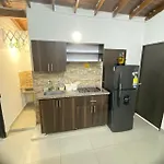 31 Bello Apartamento Con Balcon En Laureles Estadio