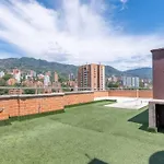 Stylish Loft, Balcony, Fast Internet, Parking 210