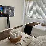 New Luxury 3 Bedroom Apartment In Great Area.