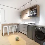Lleras Park Apartments