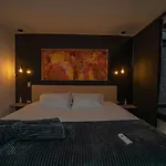 Lleras Park Apartments