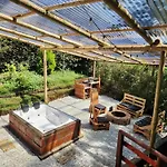 Cabana En La Naturaleza Con Jacuzzi - Santa Elena