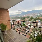 Apartamento 3 Habitaciones, Vista Al Poblado