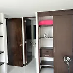 Apto En Las Palmas, Cerca Al Aeropuerto Y Zona Rosa, 3Br