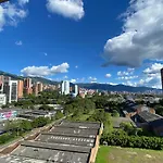 Comodo Y Completo Apartamento Cerca A Provenza