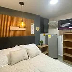 Comoda Habitacion Independiente En Laureles Estadio Con Bano Privado Para 3 Personas