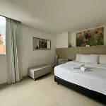 Apartamento Sector Turistico En Poblado, Medellin