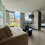 Apartamento Sector Turistico En Poblado, Medellin