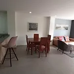 Laureles, Avenida 80 Medellin Edificio