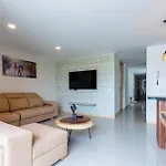 Villa Laura Apartamentos Exclusivos Con Ascensor Privado En Laureles