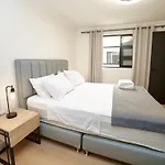 Casa En Laureles- Excelente Ubicacion!