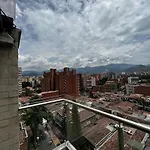 Exclusivo Apartamento Con Piscina Y Parqueadero 602