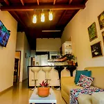 Azulejo - Guest House