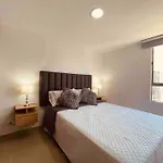Poblado, Aire Acondicionado, Piscina, Vista, Gym