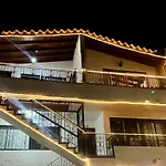 Apartamento Moderno En Laureles - Medellin