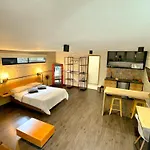 FRN101 Cozy loft located in a popular in Poblado