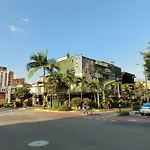 Hospedaje Oasis Blue Laureles Medellin