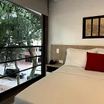 Hotel Zona Verde