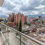 Balcon En Laureles, Ac, Piscina, Estacionamiento 601