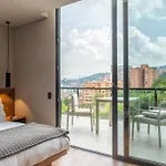 Kiin Living- \