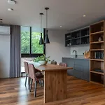 Kiin Living- \