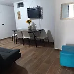 Apartament E1 Aire Acondicionado 100Mt2, 4 Habtaciones En La Mejor Zona, Laureles Estadio