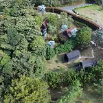 Chalets en Santa Elena en medio del Bosque