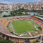 Relajante Apartamento Central A 15 Min Del Estadio