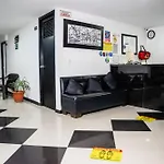 Hotel Laureles De Aburra