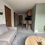 Modernos Apartamentos Cerca Al Poblado