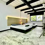 LOFT entero full dotado, 4 personas Medellin