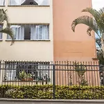 Apartamento Amplio En Barrio Mas Cool De Medellin