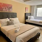 Laureles Guest House Lgh Hotel