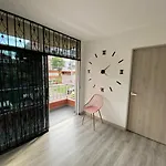 Comodo Apto En Laureles
