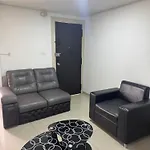 Amplio Apartamento En La 70 Estadio Laureles Para Grupos Familiares O Amigos