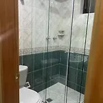 Apt Confortable Y Muy Centrico